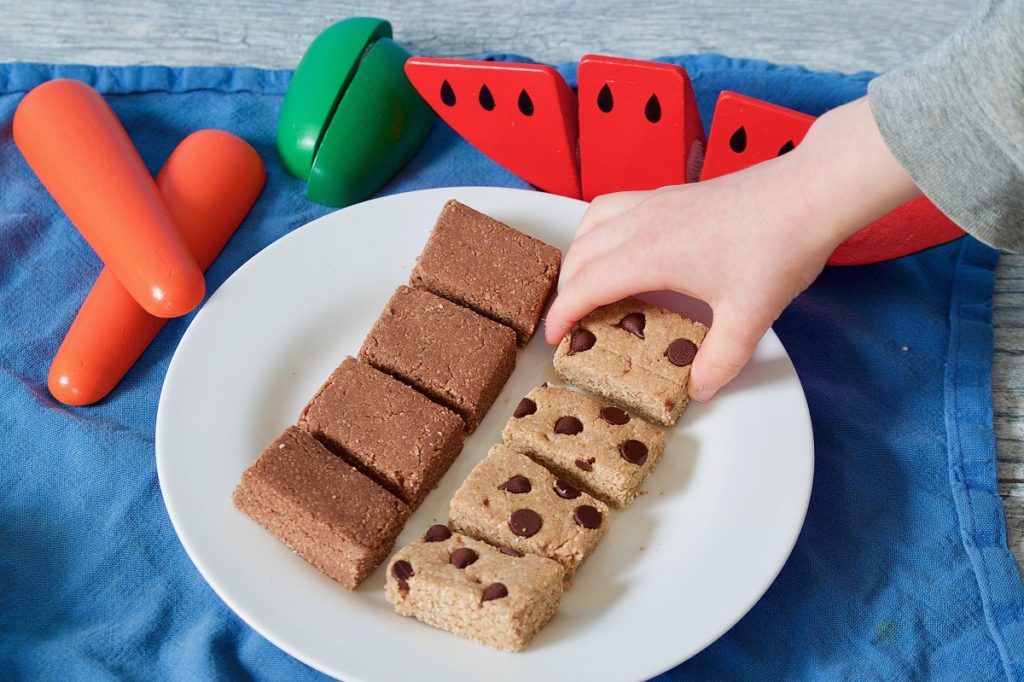 Chocolate-Chip-Cookie-Bar-Hand-1